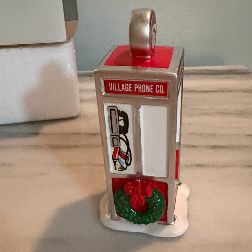 THE ORIGINAL SNOW VILLAGE “VILLAGE PHONE BOOTH - Picture 2 of 5